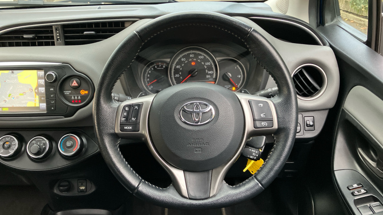 Toyota Yaris 1.33 VVT-i Icon 5dr CVT Petrol Hatchback